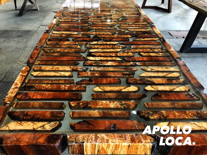 Apollo Loca: Houten tafels met epoxy