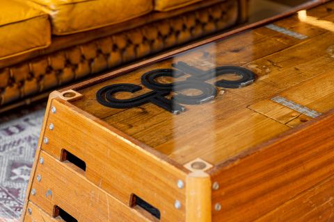 Turnkast epoxy tafel