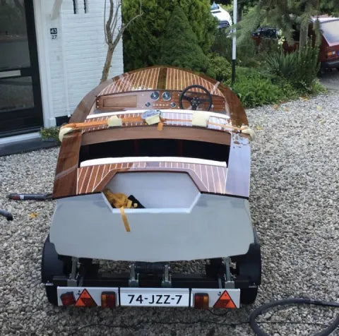 Ivar Peijning en Rick Mooi: Bouw van een Runabout