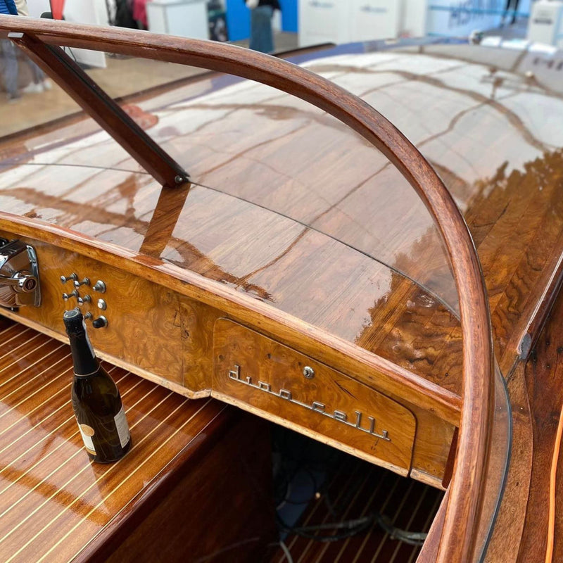 Skipper's Acriglass UV